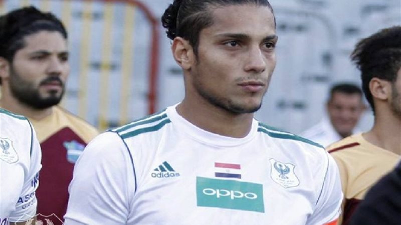 إسلام صلاح لاعب المصري