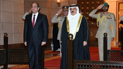 بث مباشر.. مراسم استقبال البحرين للرئيس السيسي