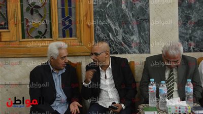 فيديو.. عزاء شقيق الكاتب عصام كامل يجمع الأسرة الصحفية على رأسها رئيس تحرير بوابة المواطن