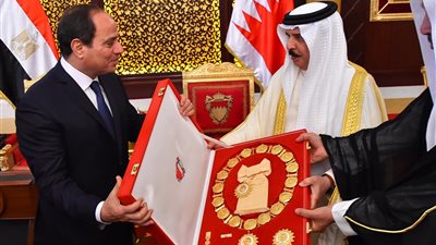 السيسي في البحرين .. الملف الكامل لتاريخ لقاءات الرئيس مع الملك حمد بن عيسى