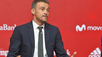 لويس أنريكي يعلن قائمة منتخب أسبانيا لـ دوري الأمم الأوروبية