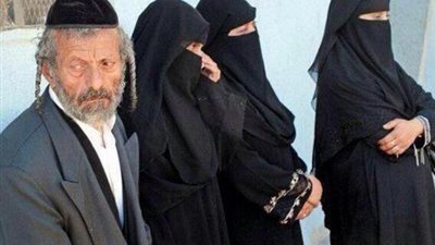 فيديوجراف| 8 معلومات لا تعرفها عن طائفة 