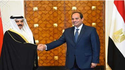 استقبال حافل للرئيس السيسي في البحرين