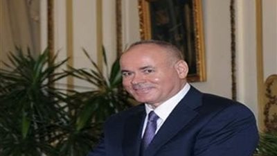 محافظ الجيزة الجديد يبدأ مهامه بالتوجه لموقع انفجار ماسورة مياه بـ المهندسين 