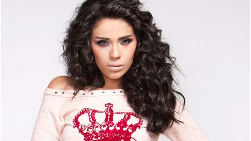 الفنانة أمينة