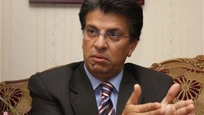خالد منتصر: أصبحنا بلد المائة ألف حذاء مسروقة