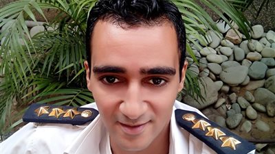 عصابة تنتحل صفة ضباط شرطة لـ سرقة السائحين في وسط البلد