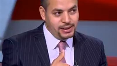 استشاري جراحات السمنة والمناظير لـ 