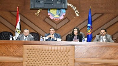 في أول لقاء له.. محافظ البحيرة: لا مكان للفاسدين والمعرقلين لمصالح المواطنين