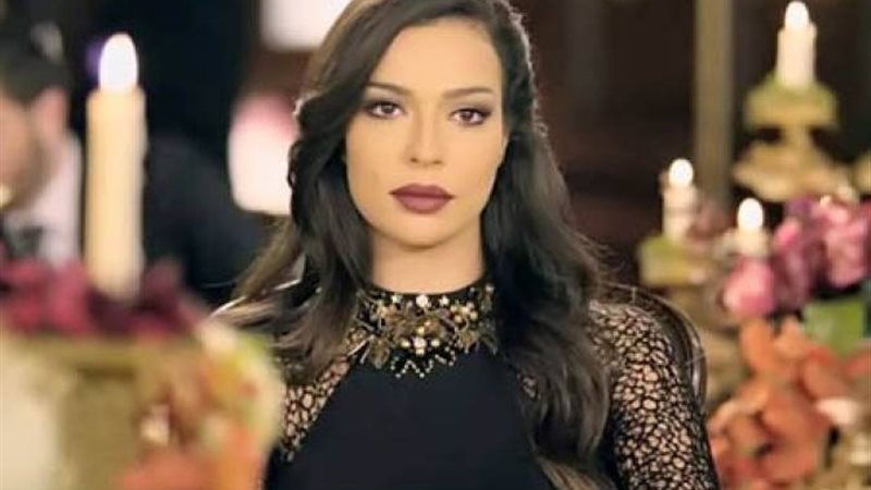 نادين نسيب 