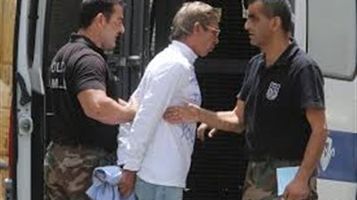 نيابة العامرية تجدد حبس مختطف الطائرة المصرية بقبرص 15 يوما