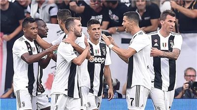 يوفنتوس يحل ضيفاً ثقيلاً علي بارما بالجوله الرابعه من الكالتشيو .. بث مباشر