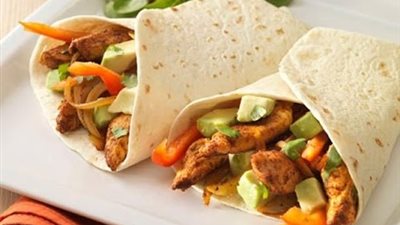 طريقة عمل رولات ساندوتش الكباب بالصلصة