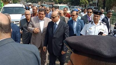 صور.. محافظ القاهرة يتفقد أعمال تطوير ميدان السيدة عائشة