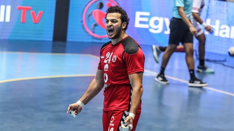 لاعب الاهلي لكرة