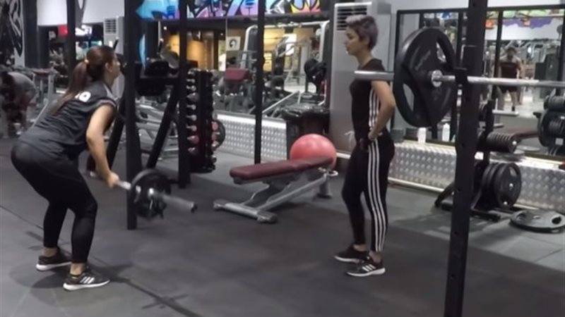 نادى رياضي مختلط