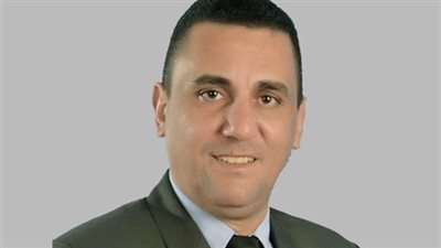 صور.. وزير الإسكان يصدق على طلب النائب أحمد شمردن حول قريتي بردنوها وأبوان