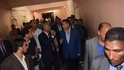 محافظ بني سويف يفاجئ الطاقم الطبي بمستشفى ببا المركزي للاطمئنان على مستوى الخدمة الصحية