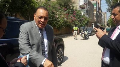 محافظ الشرقية يتفقد شارع الشهيد الطيار بمدينة الزقازيق لمتابعة أعمال النظافة