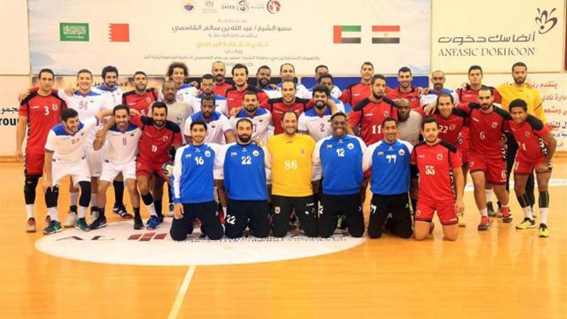 يد الأهلي