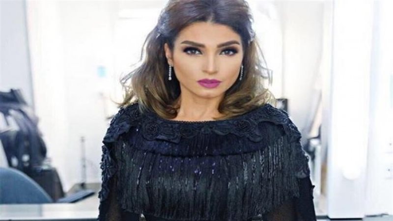الفنانة روجينا 
