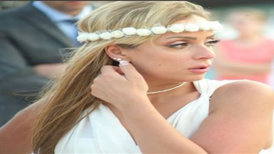 التاتو وحده لا يكفي.. ملابس بحر ريم البارودي 