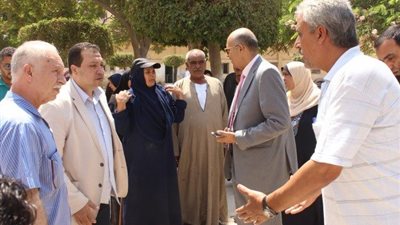  نائب رئيس جامعة طنطا يتفقد استعدادات مجمع سبرباي لإستقبال العام الجديد
