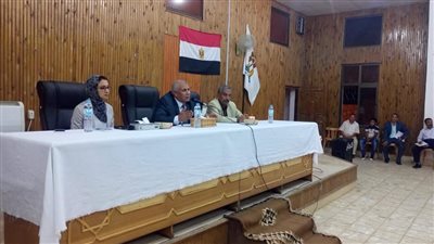الزملوط: دراسة لتعديل قيمة البدل النقدي للموظفين بـ الوادي الجديد 