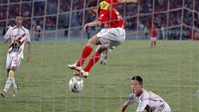 صور لا تنسى.. أسامة حسن يلدغ الزمالك ويقود الأهلي لـ فوز درامي في السوبر المصري
