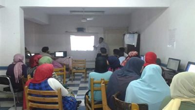 صور.. دورات تدريبية لبرمجة الحاسب الآلي بالشباب والرياضة ببني سويف