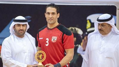 صور.. الأهلي يسيطر على جوائز بطولة القاسمي