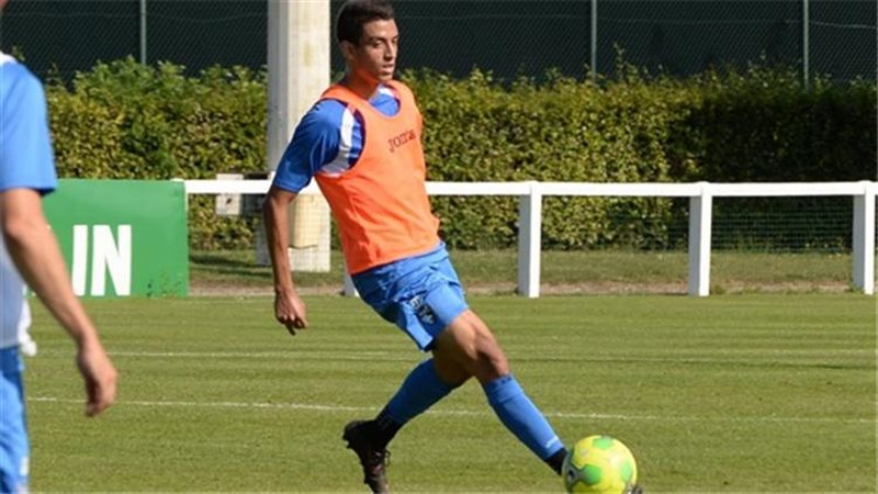 طاهر محمد طاهر لاعب
