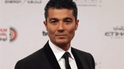 شاهد.. خالد النبوي يظهر بـ