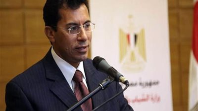 وزير الرياضة: 40 ألف مشجع في مباراة مصر والنيجر
