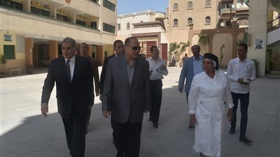 عقب تعيينه.. جولات تفقدية.. ومتابعة استعدادات المدارس.. ماذا فعل محافظ الفيوم خلال أول أسبوع؟ 