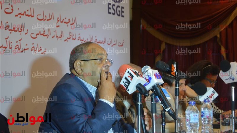 الدكتور سراج زكريا