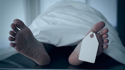 بعد العثور على جثته متعفنة بمنزله..النيابة تأمر بتشريح جثة مسن الهرم 