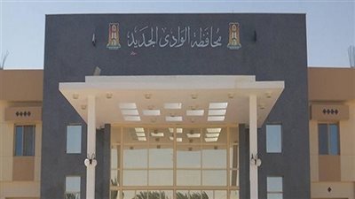 انطلاق قافلة طبية مجانية لأهالي قرية أبو منقار بواحة الفرافرة في الوادي الجديد