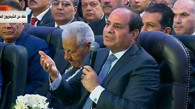 الطريق الدائري الأقليمي..السيسي لـ وزير النقل: اشتغلوا بطريقة مضبوطة