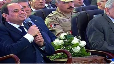 الدائري الإقليمي .. الرئيس السيسي مازحًا: 