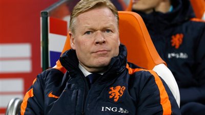 مدرب هولندا : نتطلع لمواجهة بطل العالم