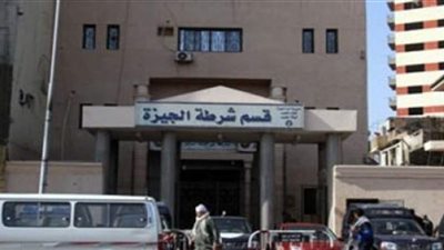 رائد شرطة يعيد طفلة تائهة إلى والدتها سالمة فى الجيزة