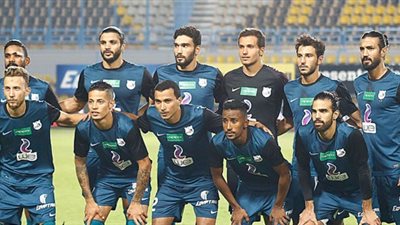 إنبي يجدد عقود لاعبيه فى سرية تامة