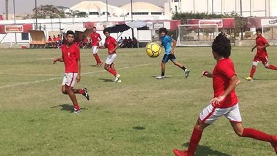 أهلي٢٠٠٢ يفوز على غزل المحلة بثلاثية