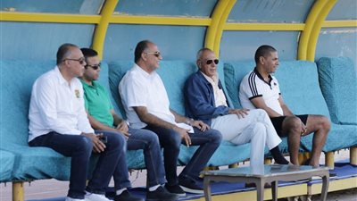 عثمان يؤازر اللاعبين في المران الرئيسي استعدادا لـ مواجهة انبى