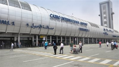 قلة الركاب تسبب أزمة في مواعيد مطار القاهرة الدولي