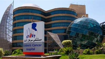 ضبط فتاتين إثر قيامهن بجمع تبرعات وهمية لمستشفى السرطان