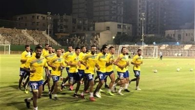 مفاجاة.. أخر الهاربين من مصر يتعاقد مع القابسي التونسي