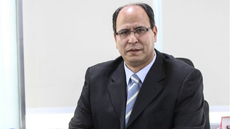 عادل السنهورى  رئيس