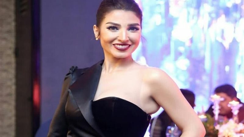الفنانة روجينا 